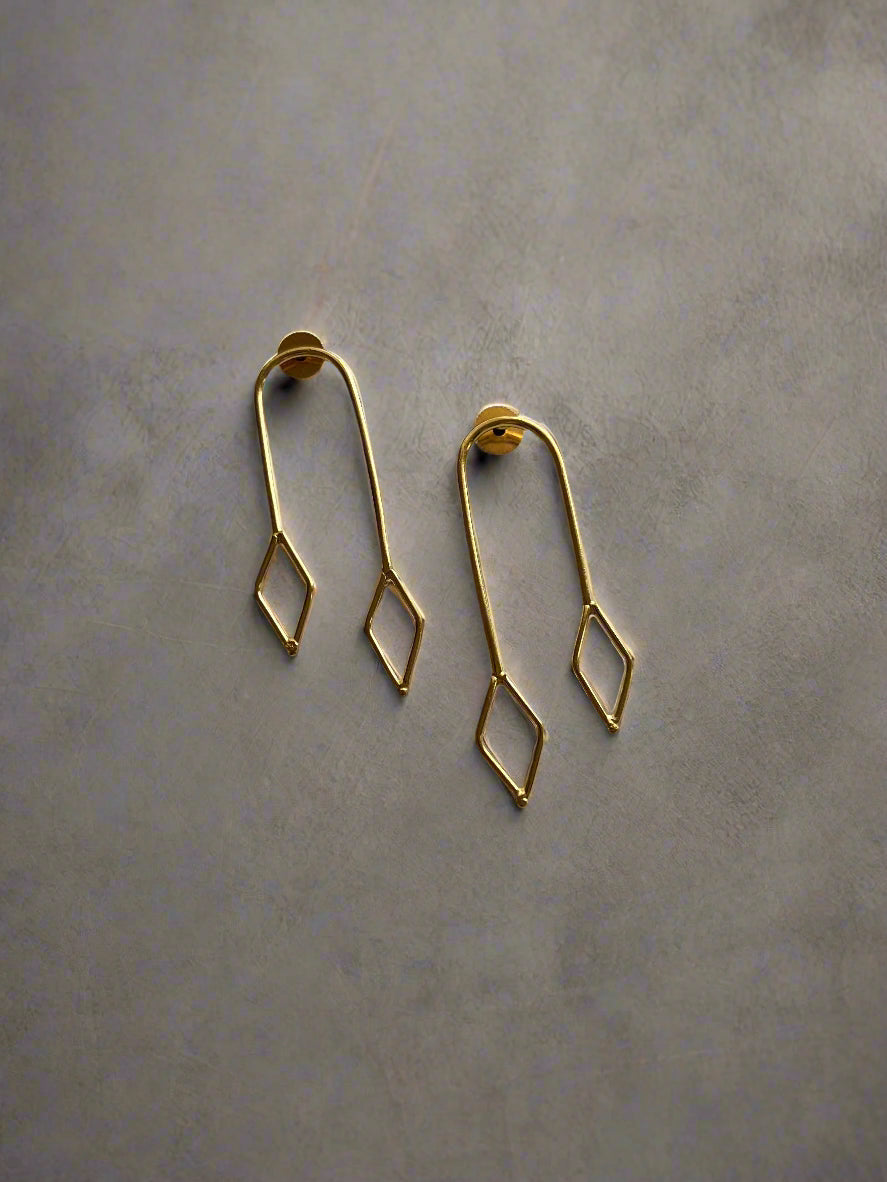 U shaped gold earrings - Kolor Rhythms